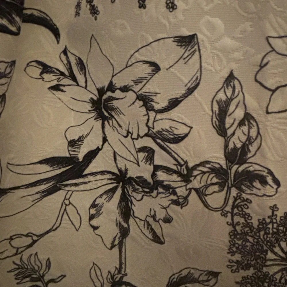 White House Black Market Black & White Floral Circle Skirt - Picture 6 of 6